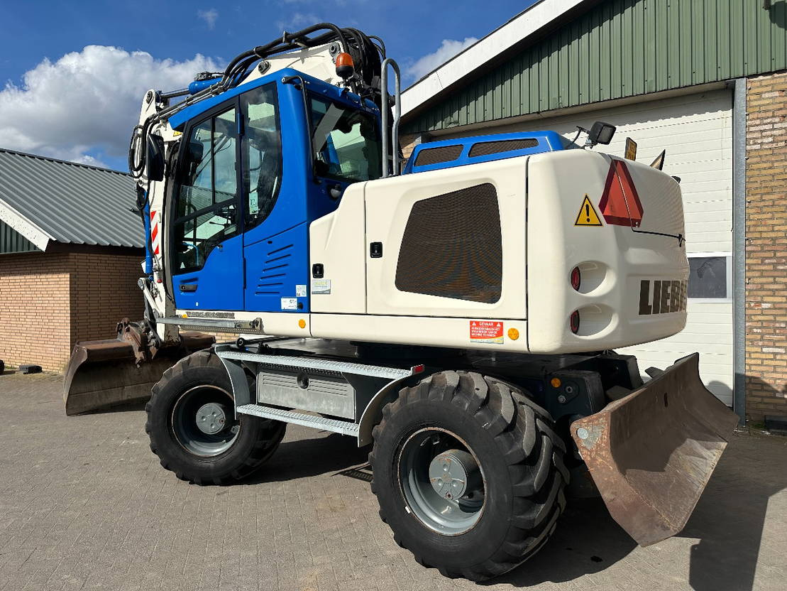 Liebherr A914 - Wheel excavator: picture 2 Liebherr A914 - Wheel excavator: picture 2