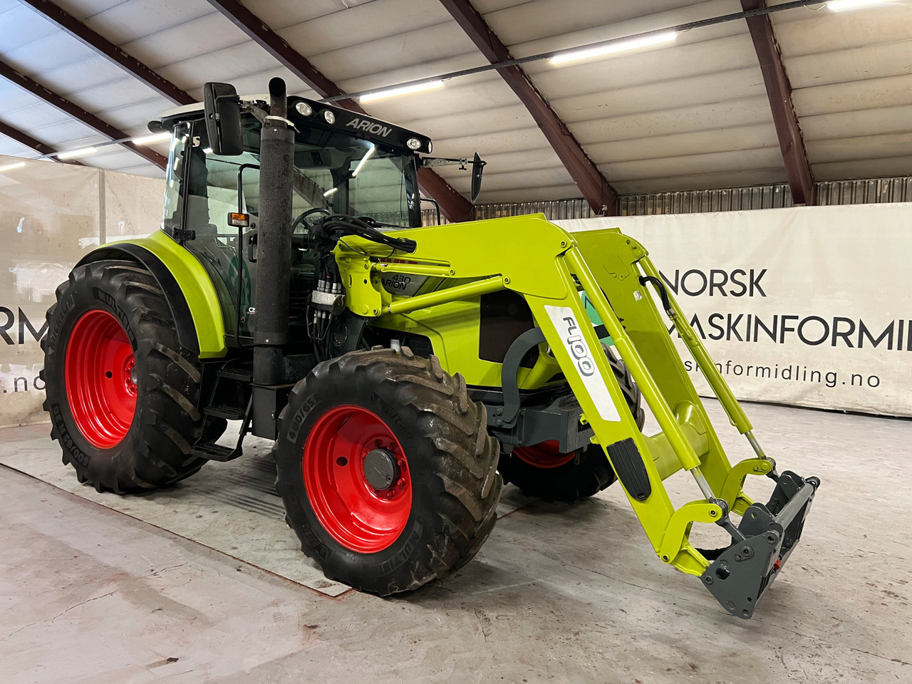 CLAAS Arion 430 - Farm tractor: picture 4 CLAAS Arion 430 - Farm tractor: picture 4