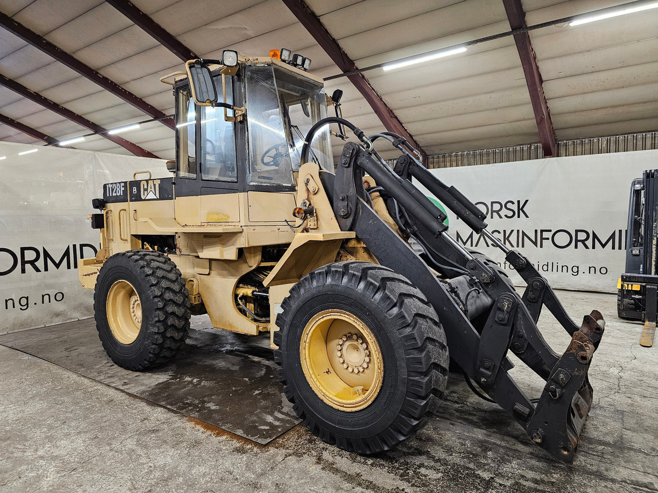 Cat IT28F - Wheel loader: picture 5 Cat IT28F - Wheel loader: picture 5