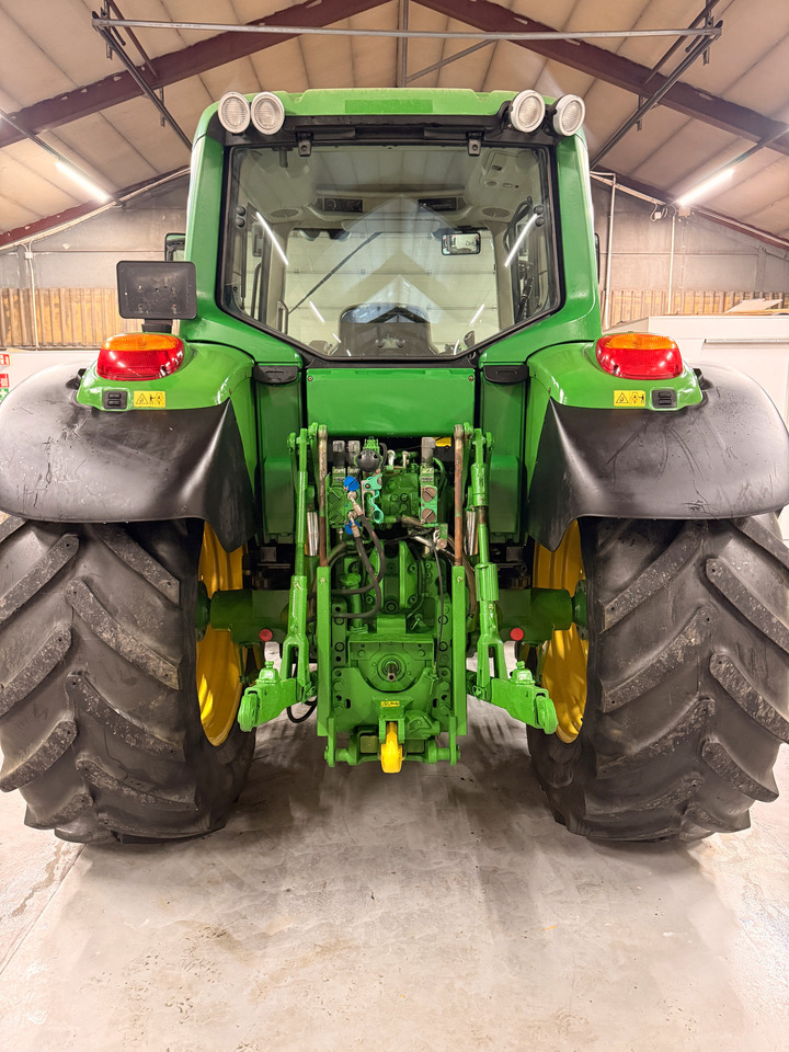 John Deere 6230 Premium - Farm tractor: picture 4 John Deere 6230 Premium - Farm tractor: picture 4
