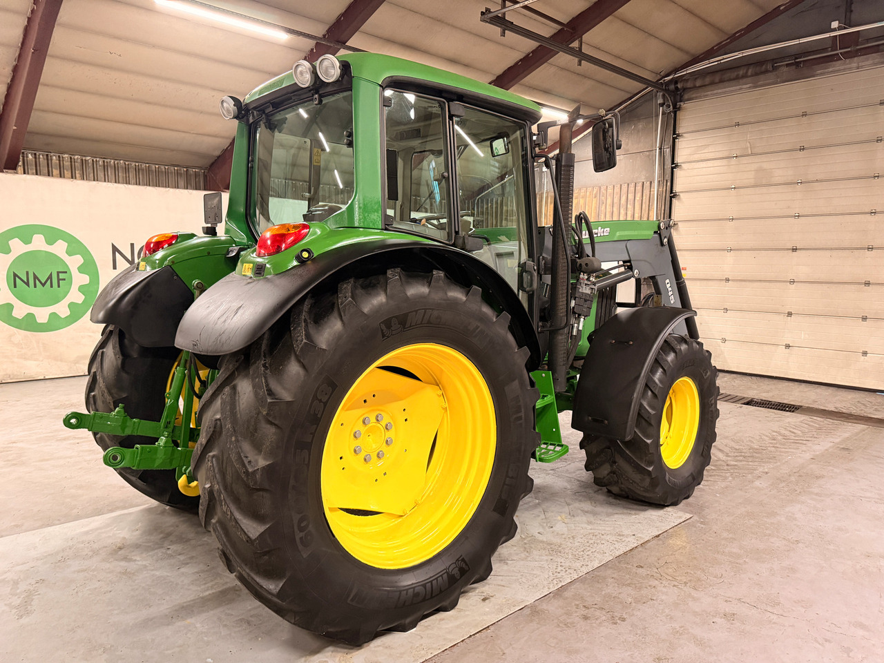 John Deere 6230 Premium - Farm tractor: picture 5 John Deere 6230 Premium - Farm tractor: picture 5