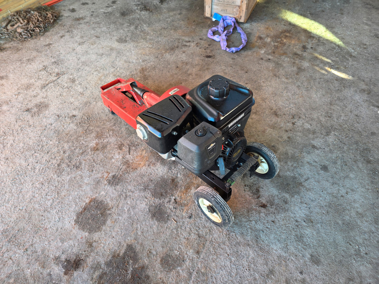 Liten Vedkløyver - Log splitter: picture 2 Liten Vedkløyver - Log splitter: picture 2
