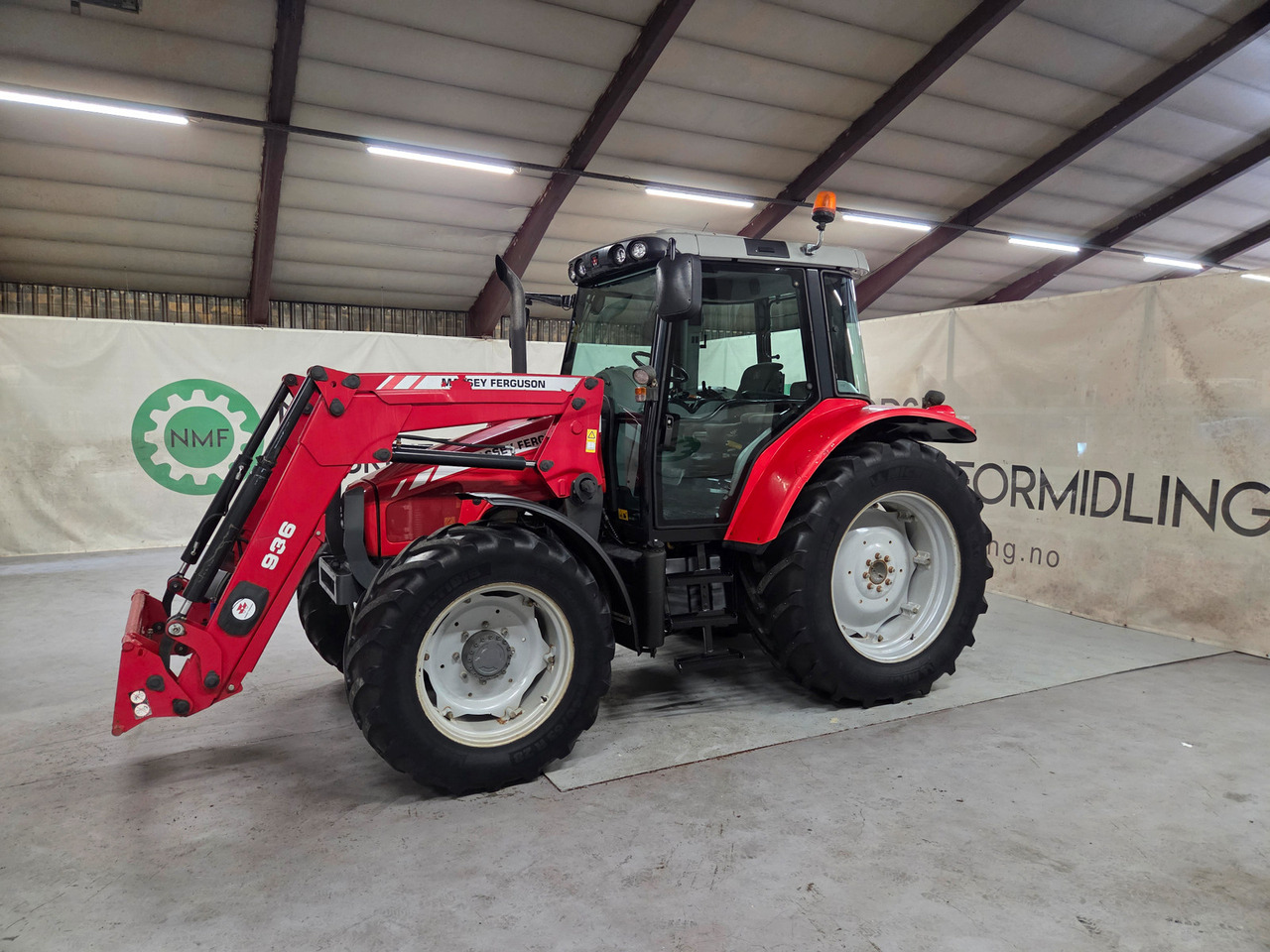 Massey Ferguson 6445 Dyna 6 #Tar innbytte - Farm tractor: picture 1 Massey Ferguson 6445 Dyna 6 #Tar innbytte - Farm tractor: picture 1