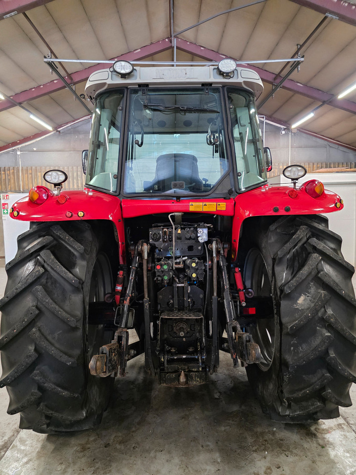 Massey Ferguson 6460 Dyna 6 - Farm tractor: picture 4 Massey Ferguson 6460 Dyna 6 - Farm tractor: picture 4