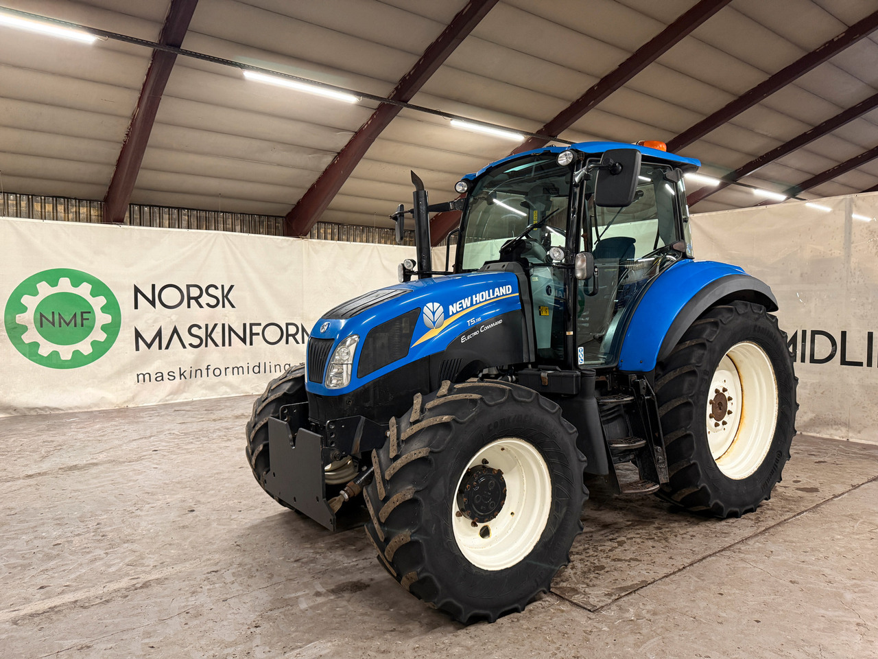 New Holland T5.115 EC - Farm tractor: picture 1 New Holland T5.115 EC - Farm tractor: picture 1