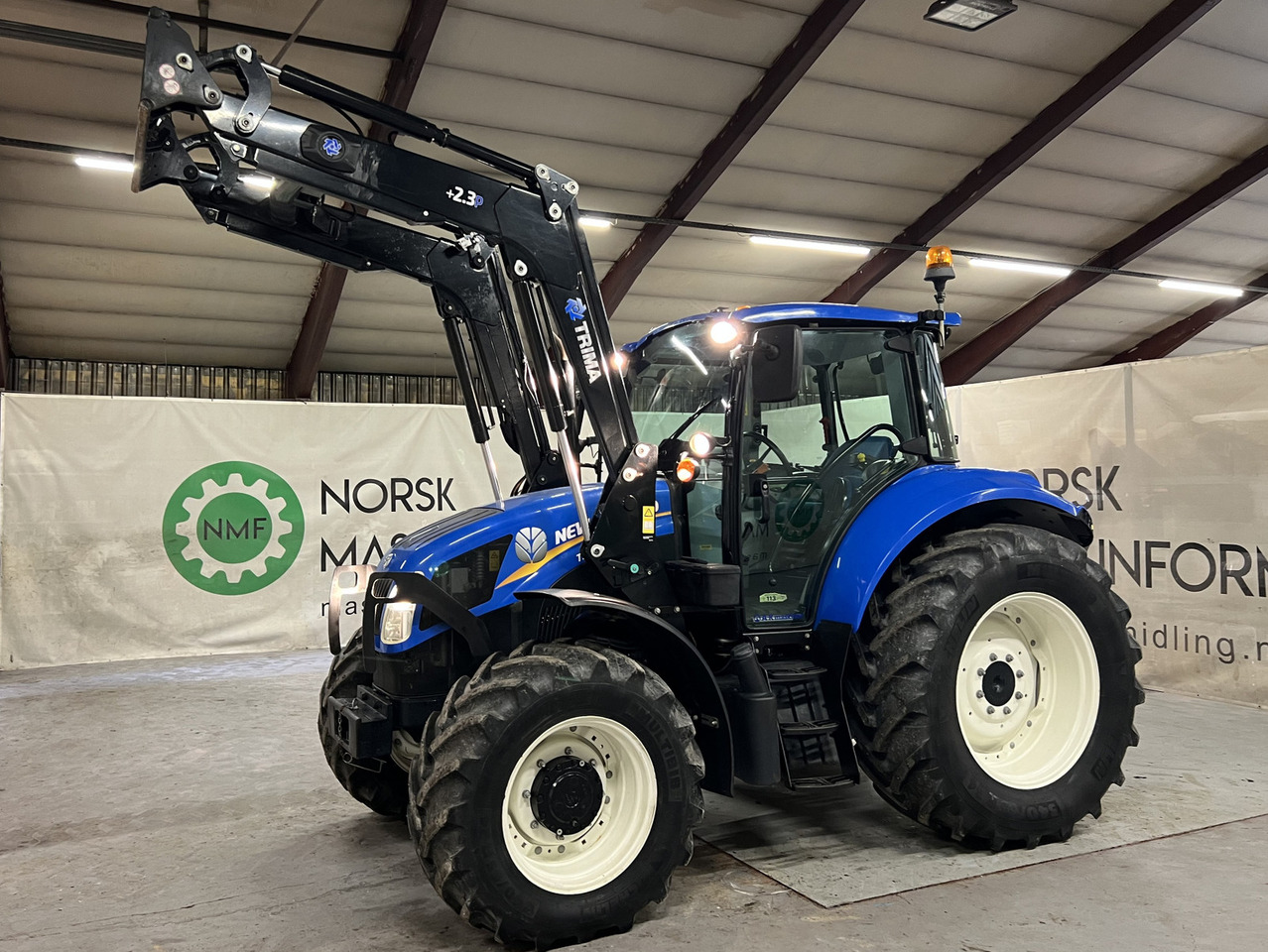 New Holland T5.115 #Kun 2192 Timer# 1 Eier# - Farm tractor: picture 1 New Holland T5.115 #Kun 2192 Timer# 1 Eier# - Farm tractor: picture 1