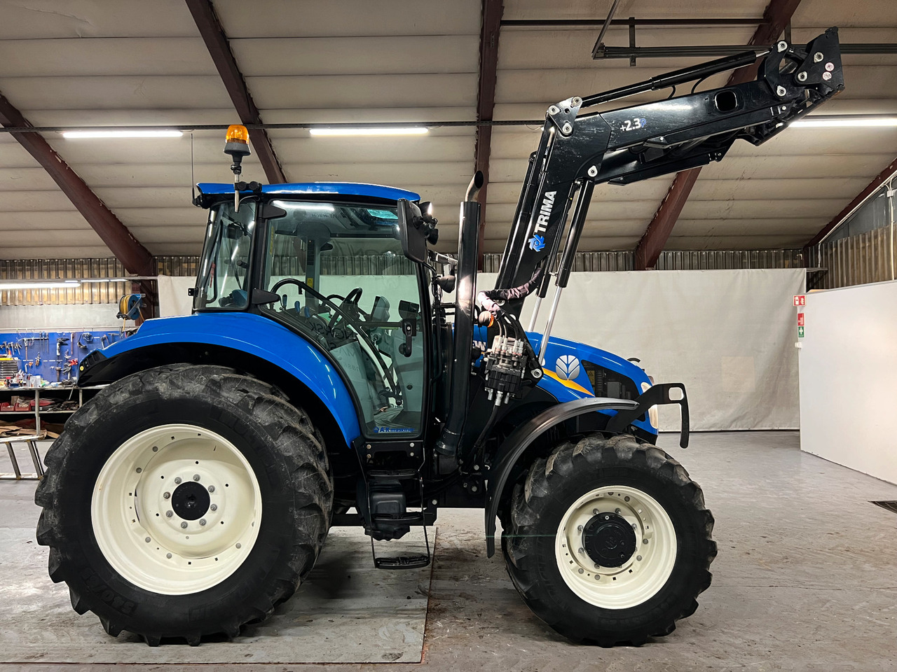 New Holland T5.115 #Kun 2192 Timer# 1 Eier# - Farm tractor: picture 4 New Holland T5.115 #Kun 2192 Timer# 1 Eier# - Farm tractor: picture 4
