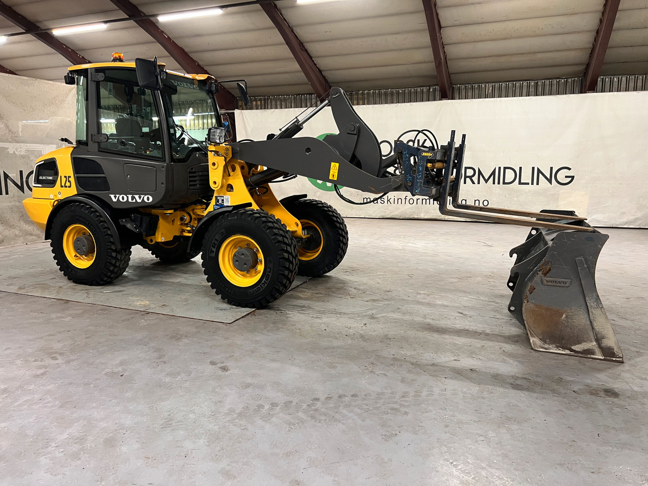 Volvo JL25H - Wheel loader: picture 5 Volvo JL25H - Wheel loader: picture 5