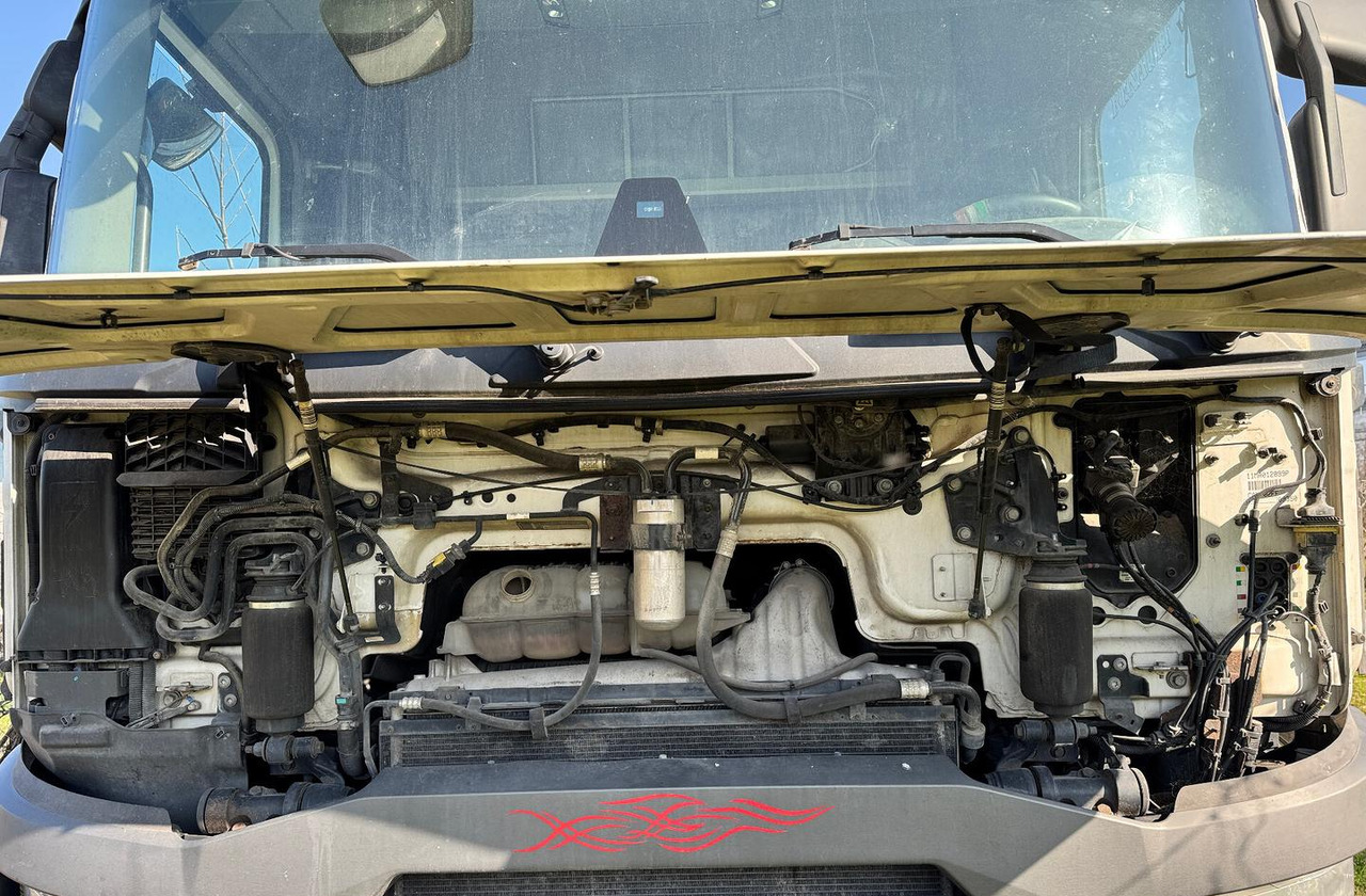 Trattore stradale Renault T460 - 2015 - Tractor unit: picture 5 Trattore stradale Renault T460 - 2015 - Tractor unit: picture 5