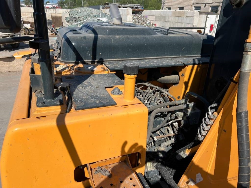 Crawler excavator Hyundai HX 140 HRC: picture 10