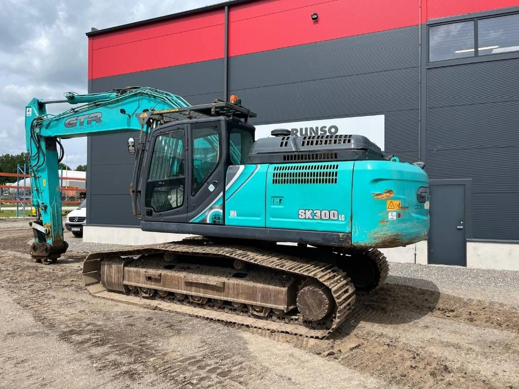 Kobelco SK300LC-10 - Crawler excavator: picture 3 Kobelco SK300LC-10 - Crawler excavator: picture 3