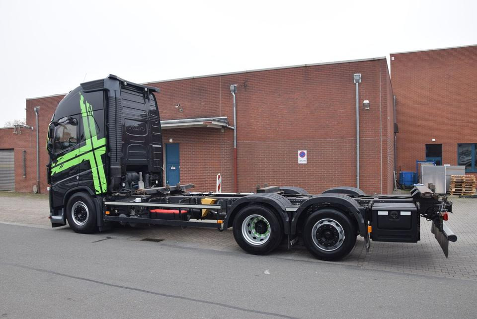 Volvo FH 460 Fahrschule 3-AchsRetarder ACC 4-Sitze - Container transporter/ Swap body truck: picture 4 Volvo FH 460 Fahrschule 3-AchsRetarder ACC 4-Sitze - Container transporter/ Swap body truck: picture 4