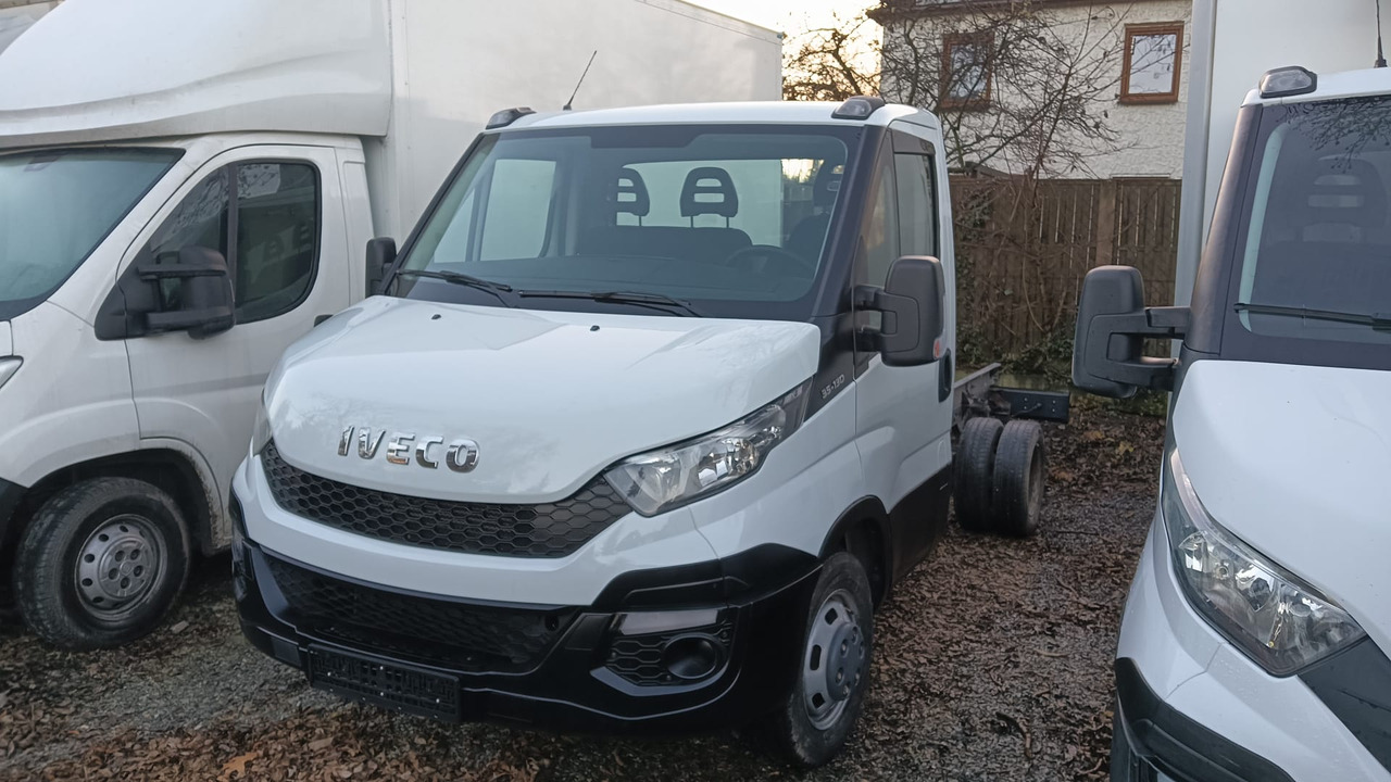 IVECO DAILY 35C13 RAMA DO ZABUDOWY NR 883 - Van: picture 1 IVECO DAILY 35C13 RAMA DO ZABUDOWY NR 883 - Van: picture 1
