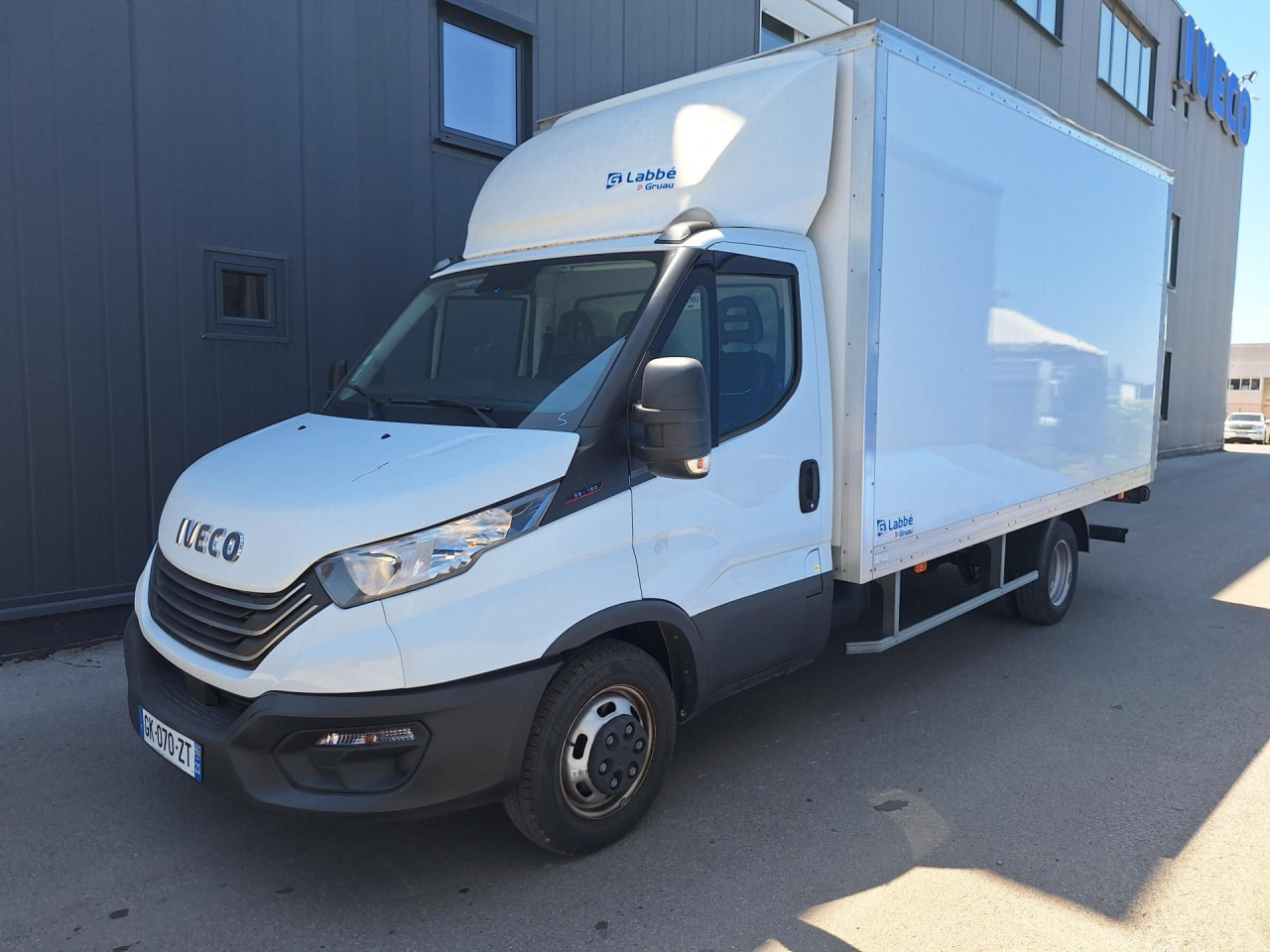 IVECO Daily 35 C 16 - Box van: picture 5 IVECO Daily 35 C 16 - Box van: picture 5