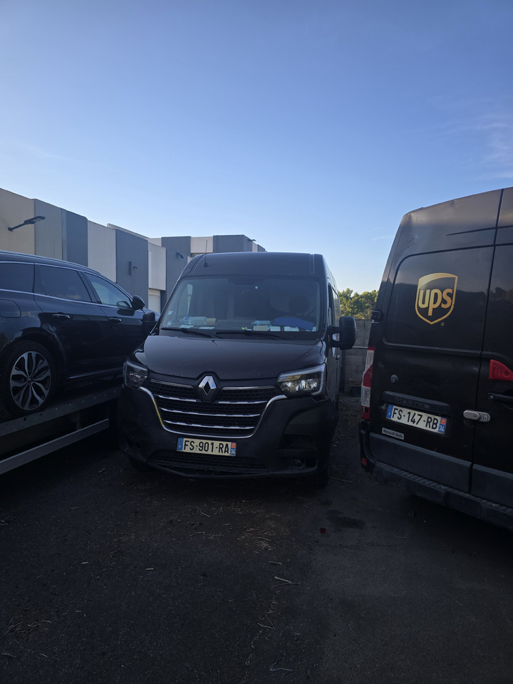 RENAULT MASTER - Small van: picture 3 RENAULT MASTER - Small van: picture 3