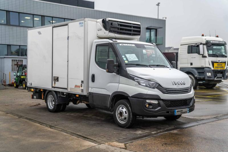 Iveco DAILY 35.180 +CARRIER + DHOLLANDIA - Refrigerated van: picture 2 Iveco DAILY 35.180 +CARRIER + DHOLLANDIA - Refrigerated van: picture 2