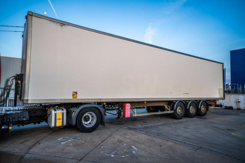 Samro S338D HPF+ PORTE FIT - Closed box semi-trailer: picture 1 Samro S338D HPF+ PORTE FIT - Closed box semi-trailer: picture 1
