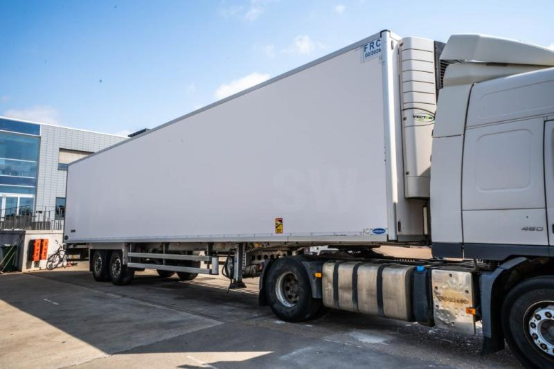 Lecitrailer AUBINEAU+CARRIER VECTOR 1550 MONO - Semi-trailer: picture 2 Lecitrailer AUBINEAU+CARRIER VECTOR 1550 MONO - Semi-trailer: picture 2