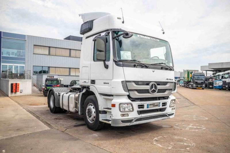 Mercedes ACTROS 1844 LS-MP3+E5+VOITH - Tractor unit: picture 2 Mercedes ACTROS 1844 LS-MP3+E5+VOITH - Tractor unit: picture 2