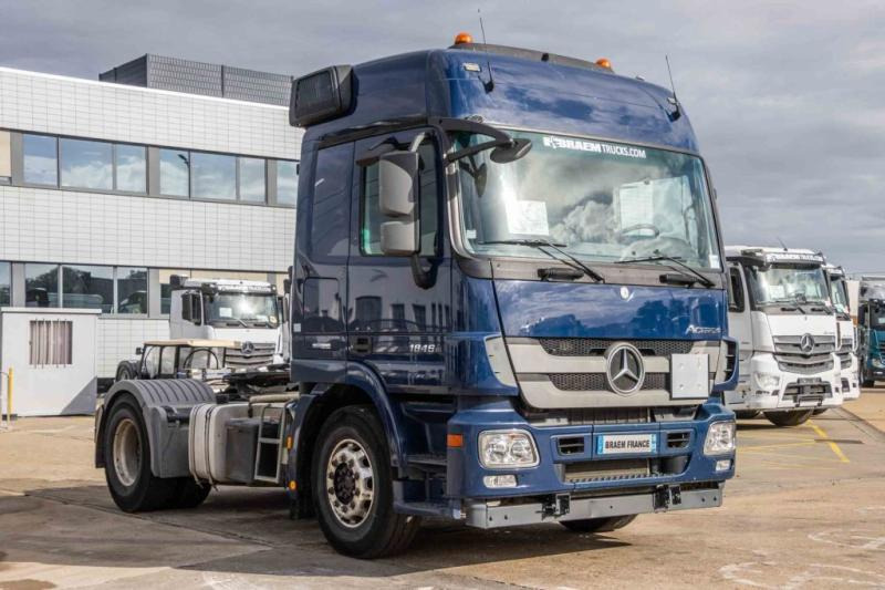 Mercedes ACTROS 1846 LS-MP3+HYDR.+ADR - Tractor unit: picture 3 Mercedes ACTROS 1846 LS-MP3+HYDR.+ADR - Tractor unit: picture 3