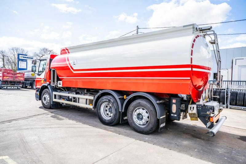 Volvo FE 320+MAGYAR 19.000L/5Comp. - Tank truck: picture 5 Volvo FE 320+MAGYAR 19.000L/5Comp. - Tank truck: picture 5