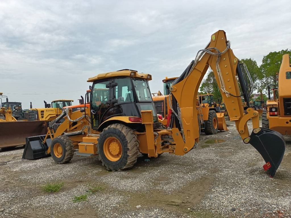 CAT 420 F IT - Backhoe loader: picture 1 CAT 420 F IT - Backhoe loader: picture 1