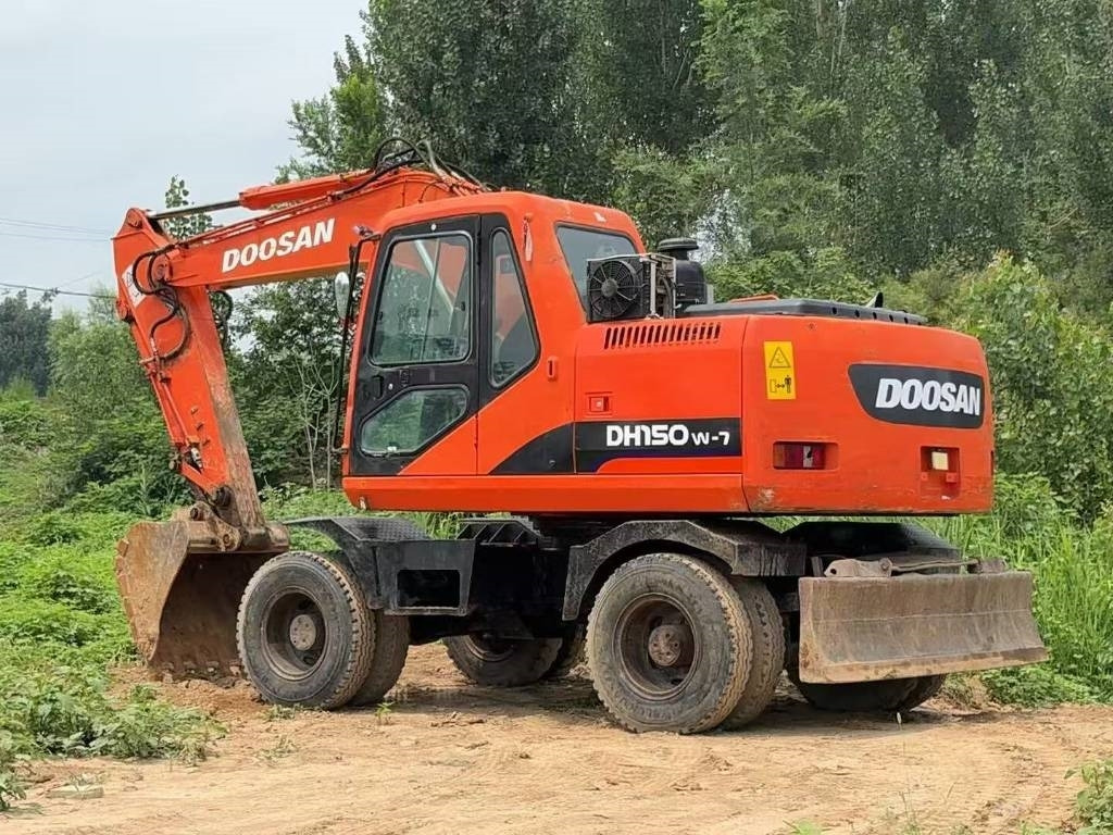 Doosan DH 150 W-7 - Wheel excavator: picture 5 Doosan DH 150 W-7 - Wheel excavator: picture 5