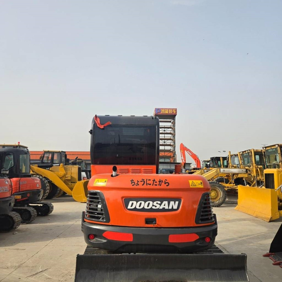 Doosan DX 60 - Mini excavator: picture 4 Doosan DX 60 - Mini excavator: picture 4