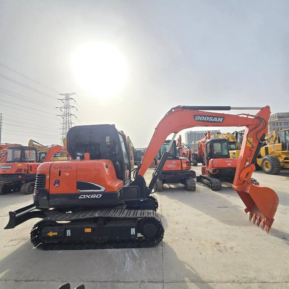 Doosan DX 60 - Mini excavator: picture 2 Doosan DX 60 - Mini excavator: picture 2