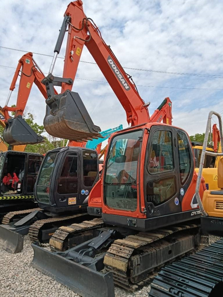 Doosan DX 75 - Crawler excavator: picture 2 Doosan DX 75 - Crawler excavator: picture 2