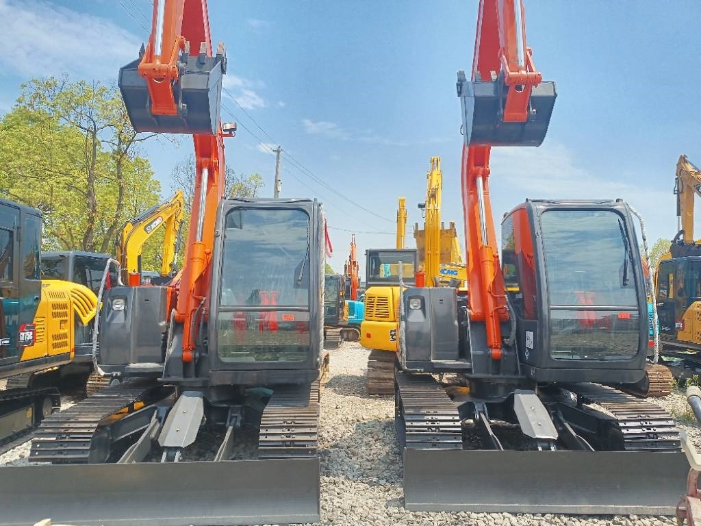Hitachi ZX 70 - Crawler excavator: picture 2 Hitachi ZX 70 - Crawler excavator: picture 2