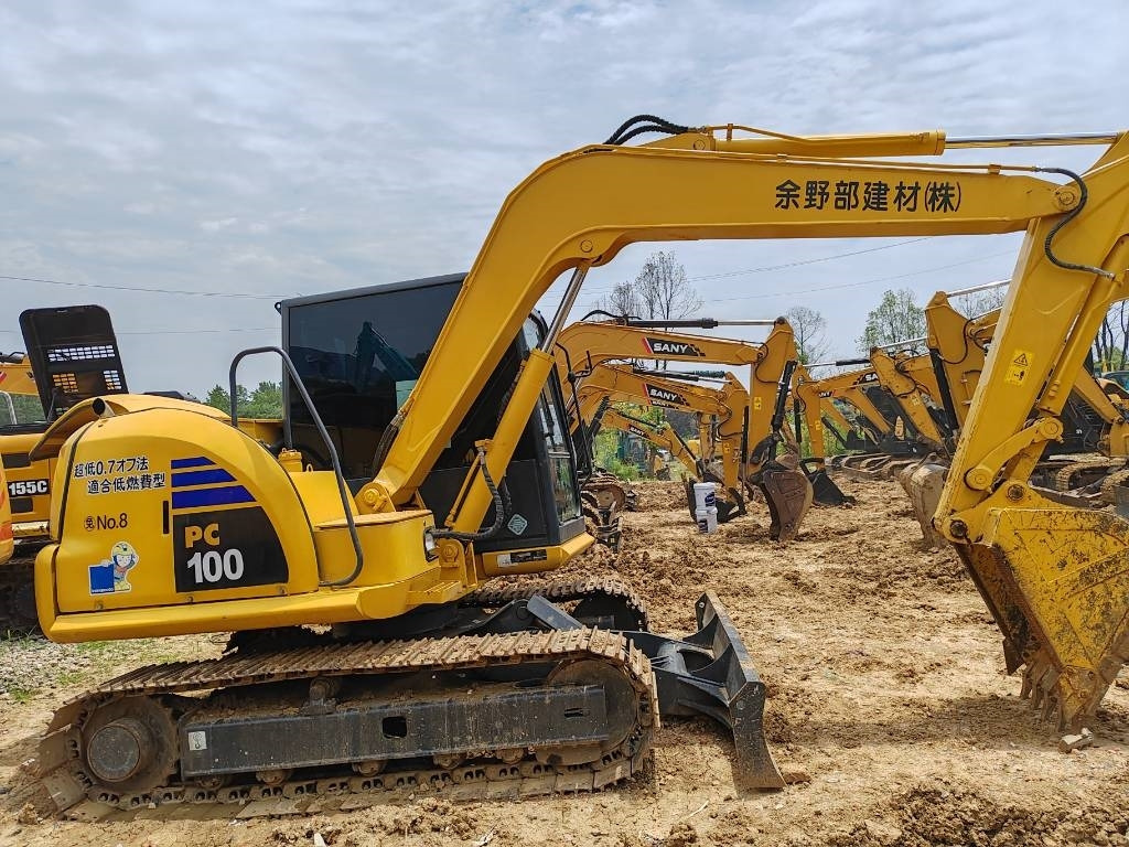 Komatsu PC 100 - Crawler excavator: picture 1 Komatsu PC 100 - Crawler excavator: picture 1