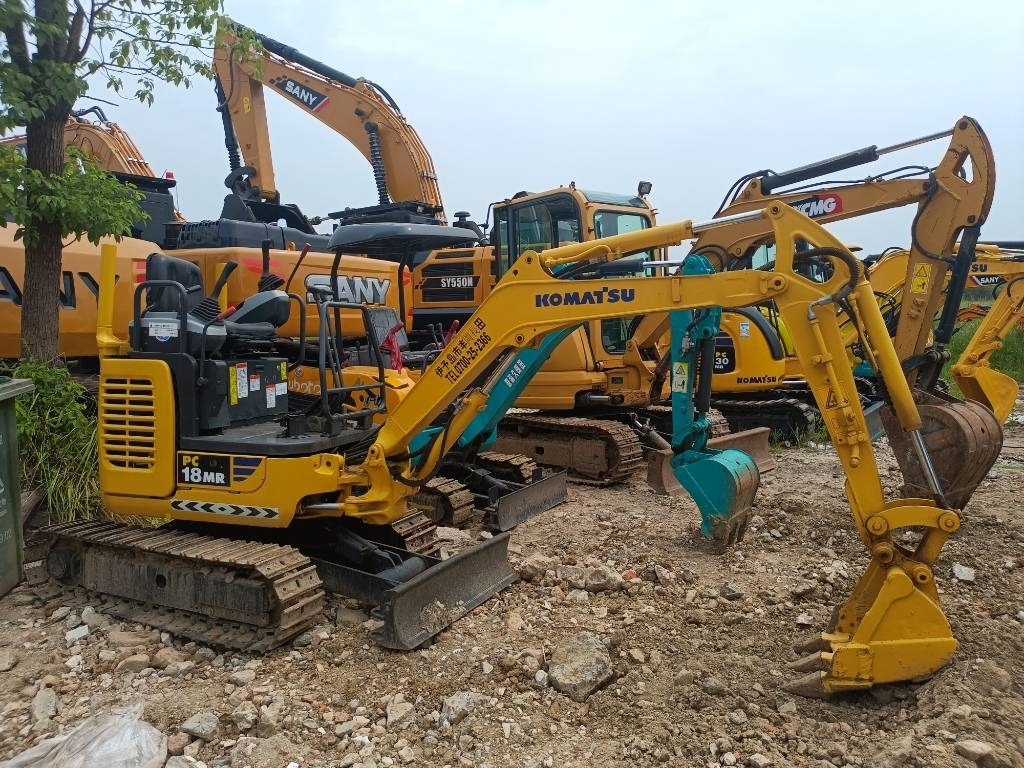 Komatsu PC 18 - Crawler excavator: picture 2 Komatsu PC 18 - Crawler excavator: picture 2