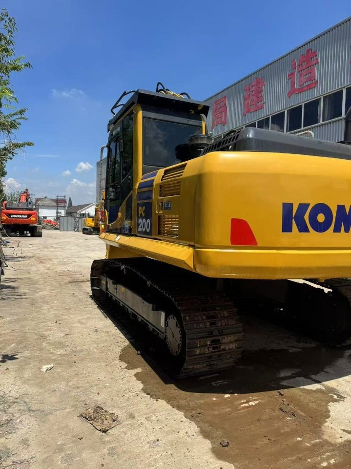 Komatsu PC 200 8N - Crawler excavator: picture 3 Komatsu PC 200 8N - Crawler excavator: picture 3