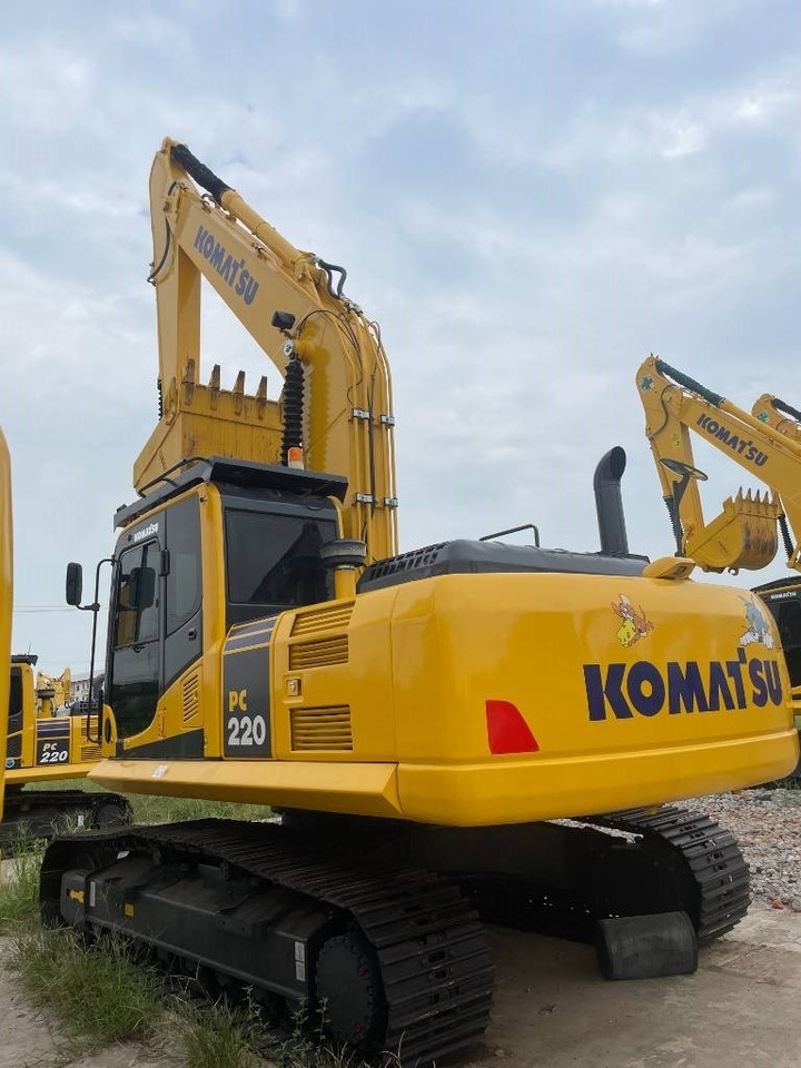 Komatsu PC 220 - Crawler excavator: picture 3 Komatsu PC 220 - Crawler excavator: picture 3