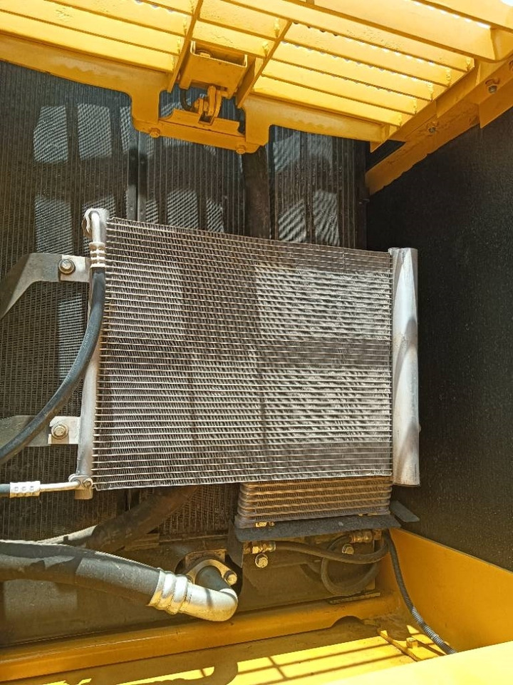 Komatsu PC 240 - Crawler excavator: picture 5 Komatsu PC 240 - Crawler excavator: picture 5