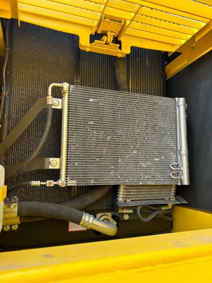 Komatsu PC 240 LC - Crawler excavator: picture 2 Komatsu PC 240 LC - Crawler excavator: picture 2