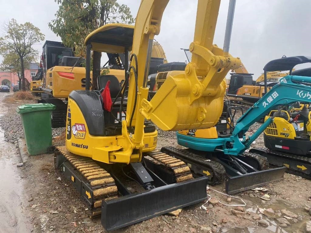 Komatsu PC 35 - Mini excavator: picture 3 Komatsu PC 35 - Mini excavator: picture 3