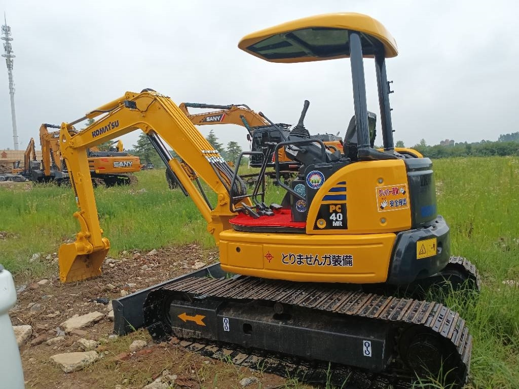 Komatsu PC 40 - Mini excavator: picture 2 Komatsu PC 40 - Mini excavator: picture 2