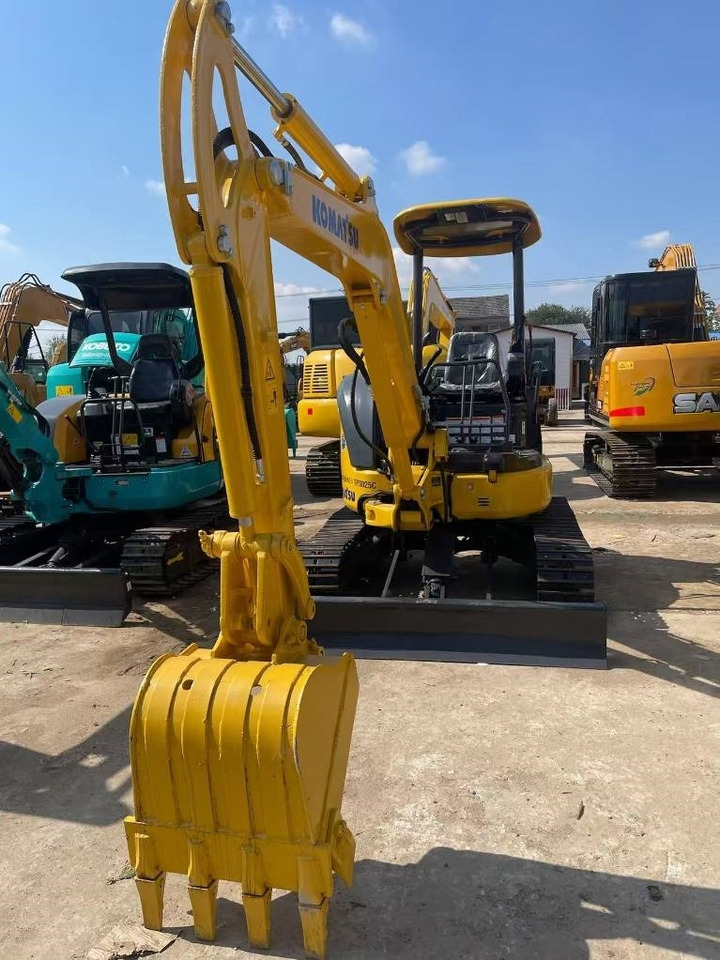 Komatsu PC35 - Mini excavator: picture 2 Komatsu PC35 - Mini excavator: picture 2