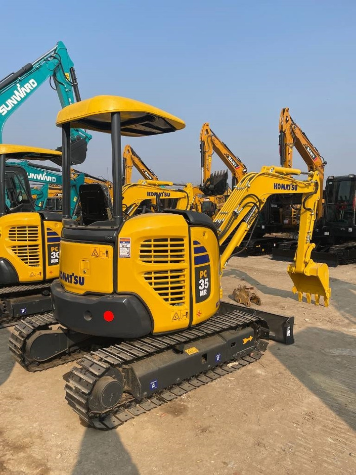 Komatsu PC35 - Mini excavator: picture 1 Komatsu PC35 - Mini excavator: picture 1