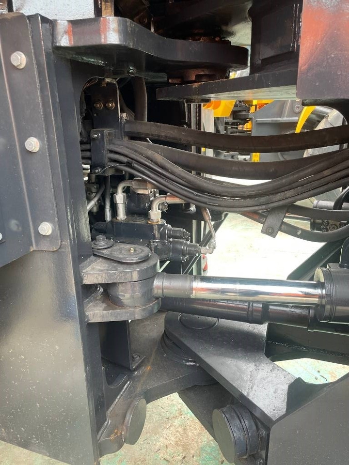 Liugong CLG 856 H - Wheel loader: picture 2 Liugong CLG 856 H - Wheel loader: picture 2
