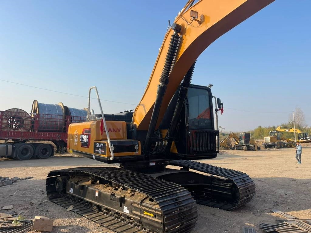 Sany 215c - Crawler excavator: picture 1 Sany 215c - Crawler excavator: picture 1