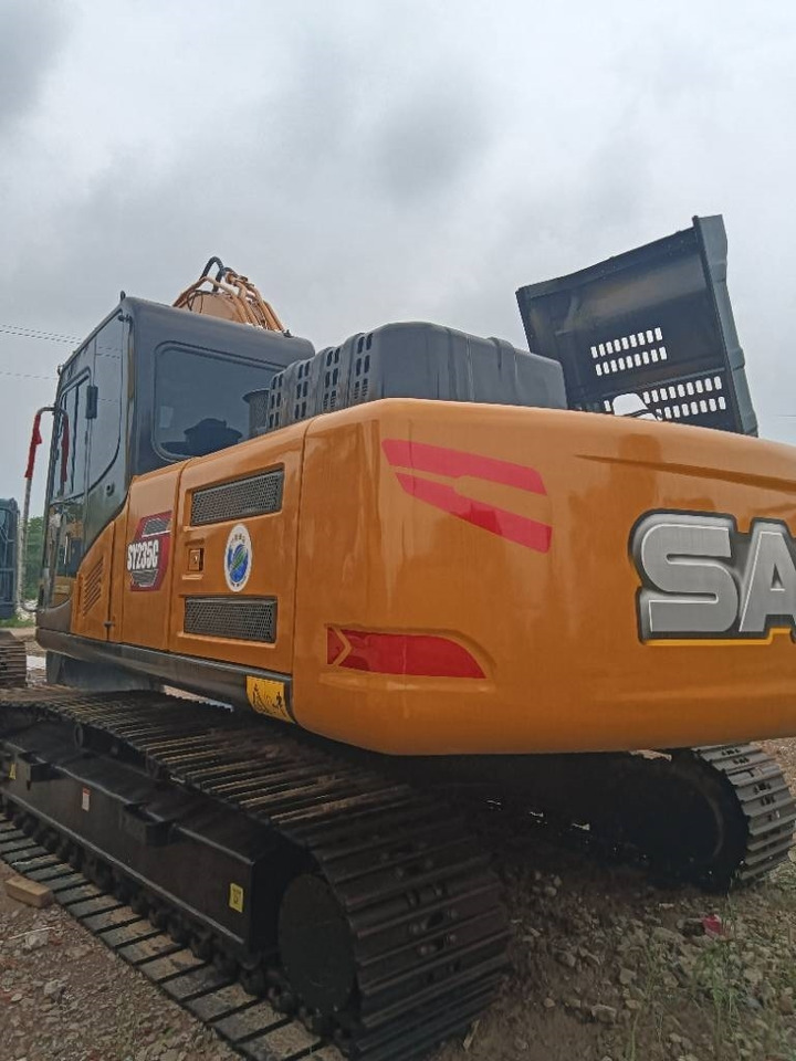 Sany 235 - Crawler excavator: picture 3 Sany 235 - Crawler excavator: picture 3