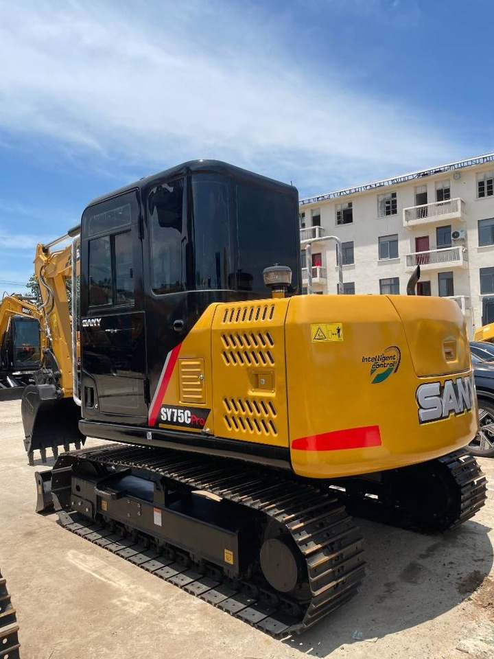 Sany 75 - Crawler excavator: picture 2 Sany 75 - Crawler excavator: picture 2