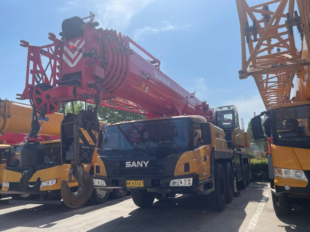 Sany STC 800 T6 - All terrain crane: picture 1 Sany STC 800 T6 - All terrain crane: picture 1