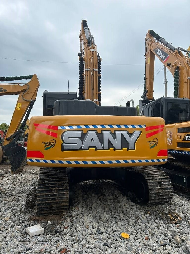 Sany SY 215 C  - Crawler excavator: picture 2 Sany SY 215 C  - Crawler excavator: picture 2