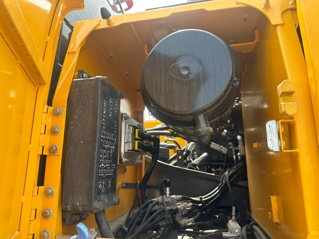 Volvo EC 250 D - Crawler excavator: picture 3 Volvo EC 250 D - Crawler excavator: picture 3