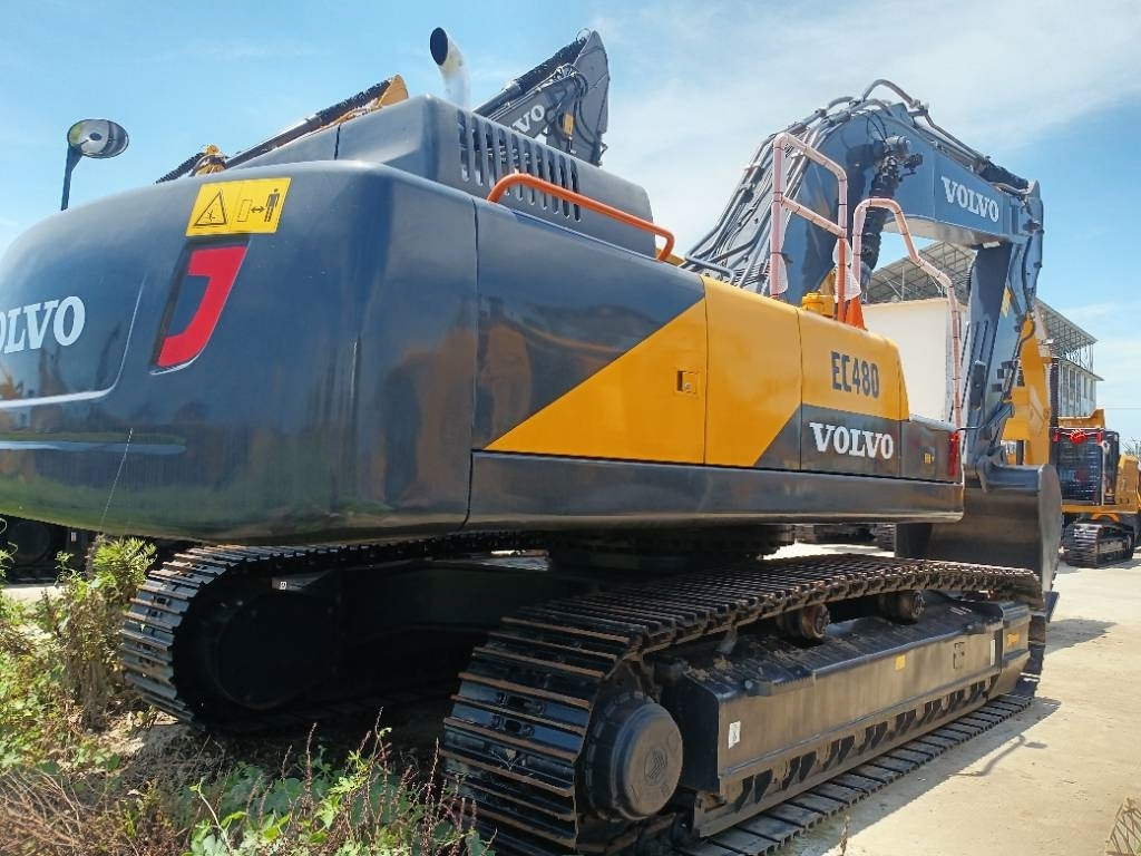 Crawler excavator Volvo EC 480 D: picture 1