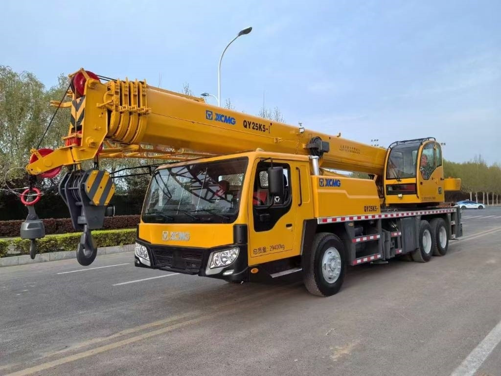 XCMG QY 25 K - All terrain crane: picture 1 XCMG QY 25 K - All terrain crane: picture 1
